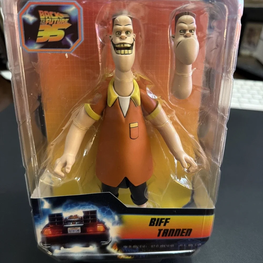 NECA - Toony Classics - Back To The Future - Biff Tannen 6